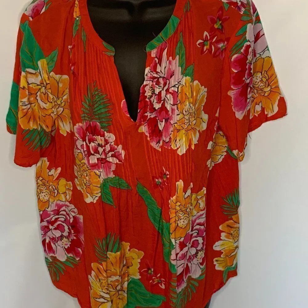 Dark Coral Floral Short Sleeve Rayon Top